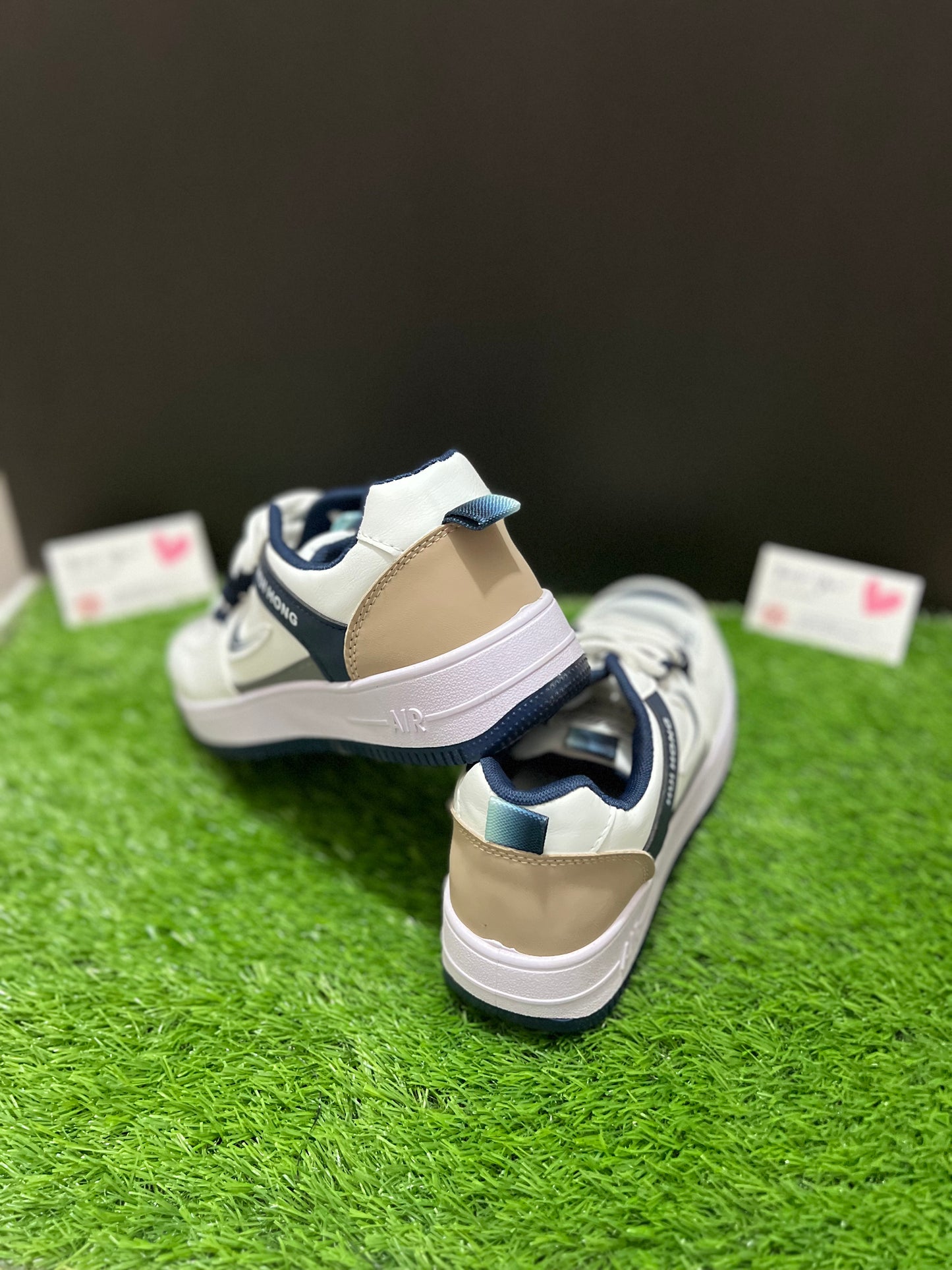 Run Wear 'Fashion' Casual Sneakers – White & Navy Blue