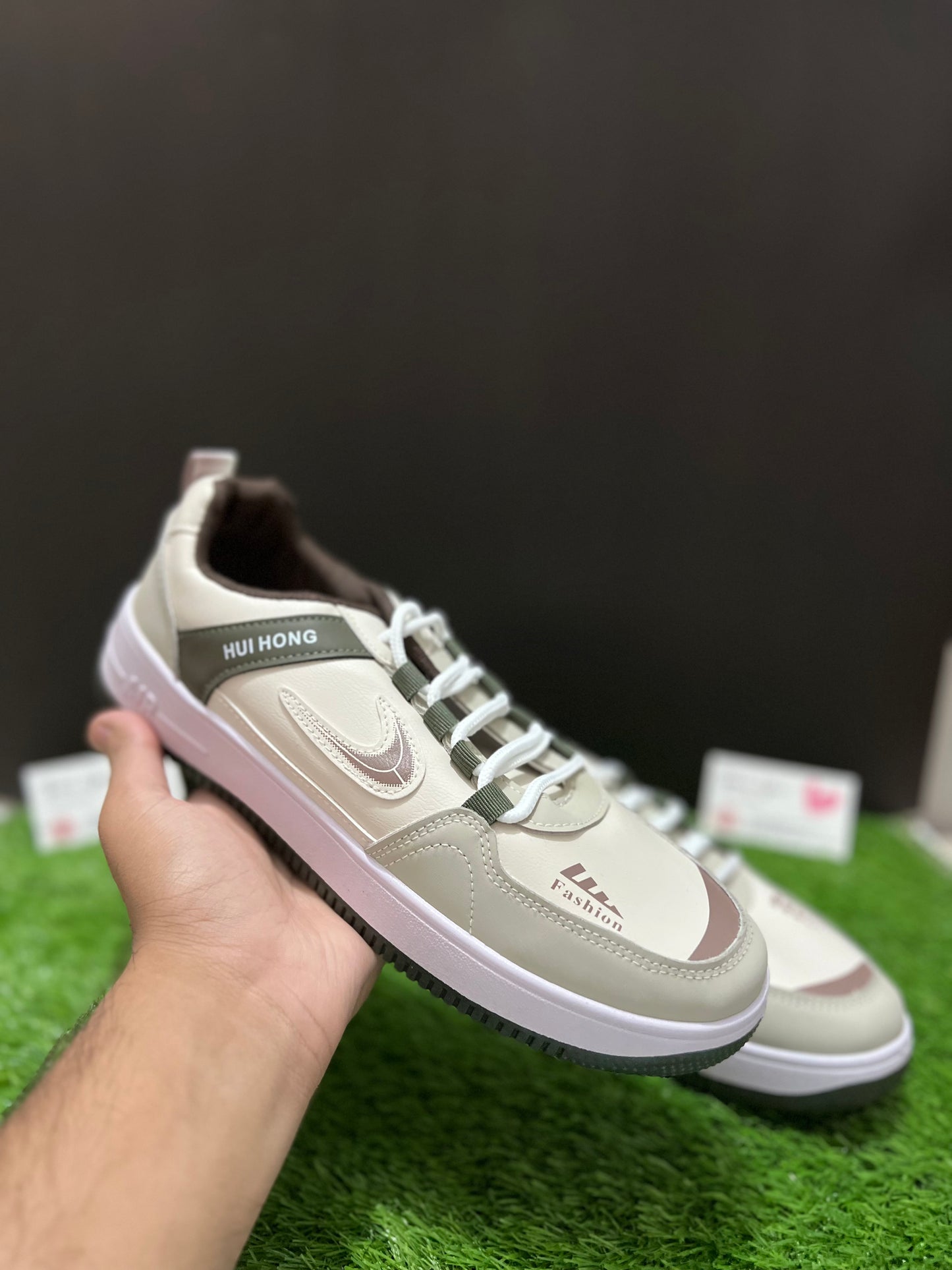 HUI HONG 'Fashion' Casual Sneakers – Beige, Olive & Brown