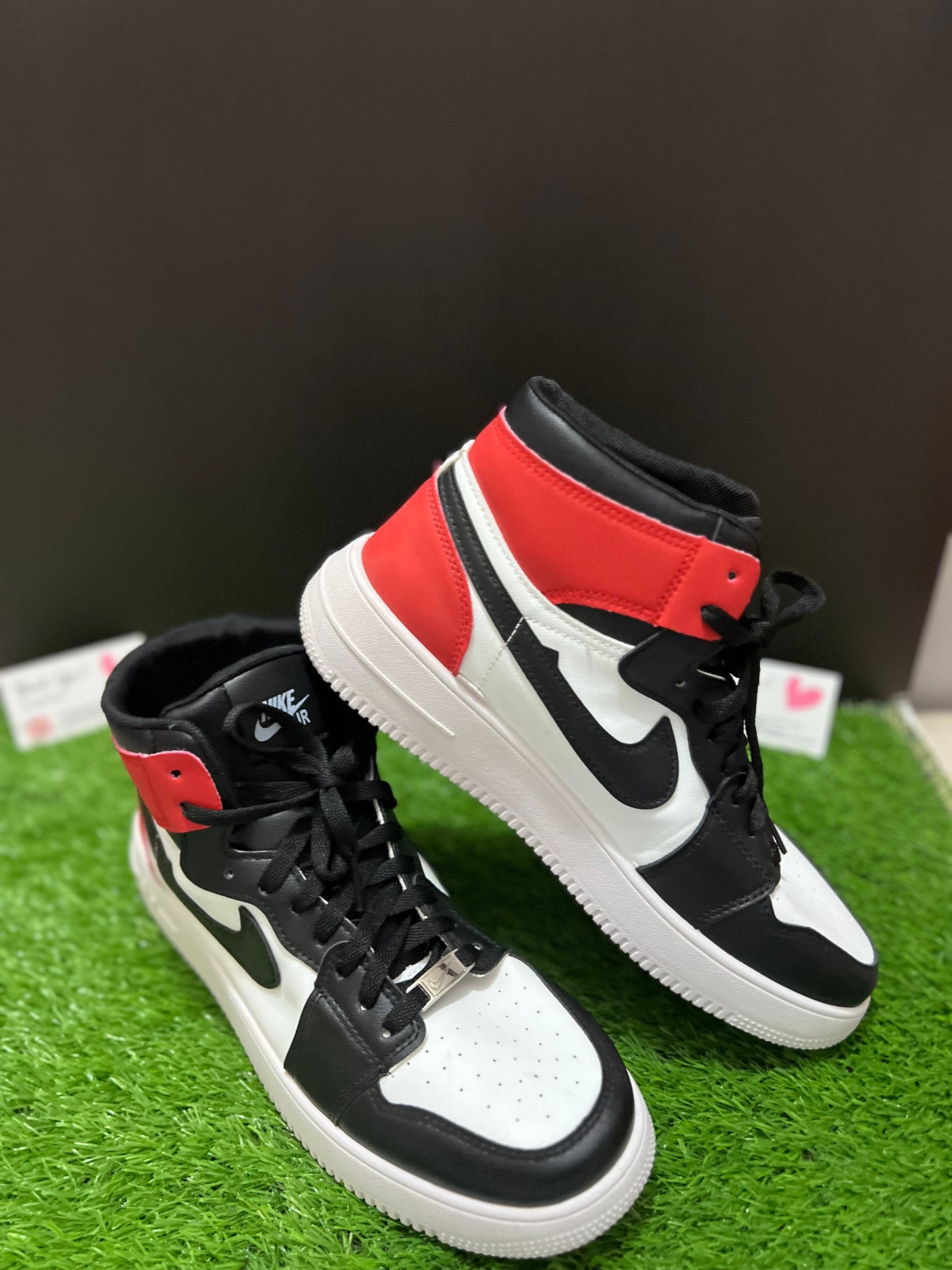 Nike Air Jordan 1 Retro High – Black, White & Crimson Red